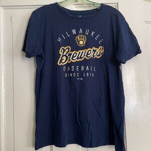 NWOT MLB Milwaukee Brewers Women’s T-Shirt Large Fanatics